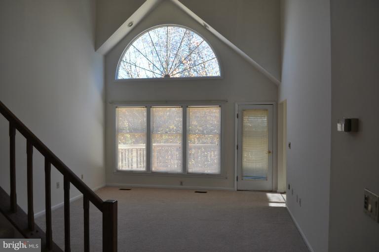 14211 Summit Lane Laurel, MD 20708 - Photo 13 of 26 Interior (General)