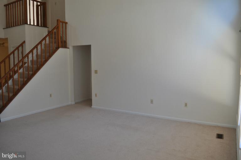 14211 Summit Lane Laurel, MD 20708 - Photo 16 of 26 Family Room