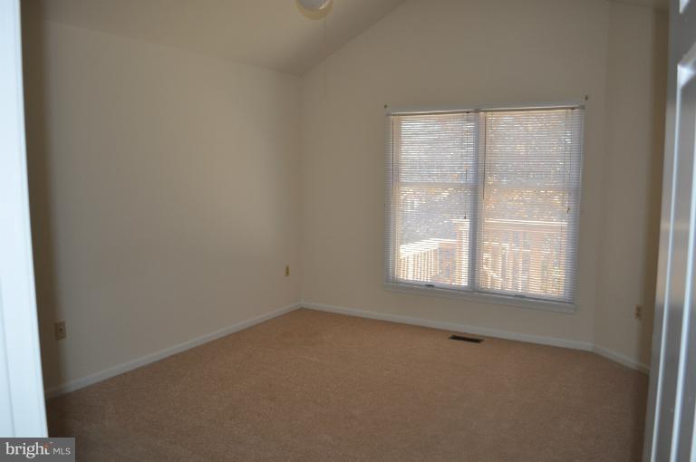 14211 Summit Lane Laurel, MD 20708 - Photo 23 of 26 Bedroom