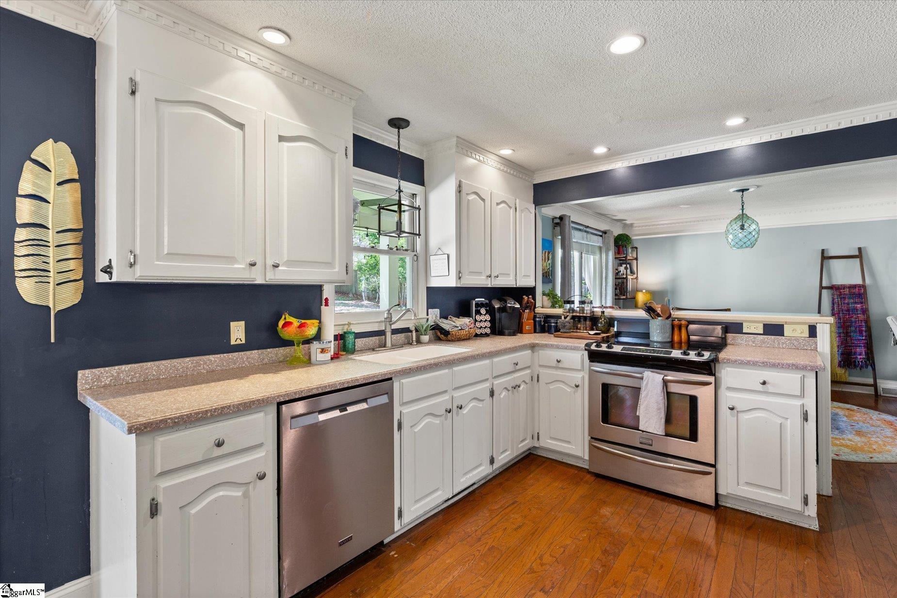105 Spartan Court Greer, SC 29650 - Photo 11 of 36 Gallery Image 11