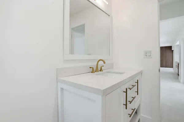 $1,450,000 | 359 Country Club Drive, Tequesta, FL 33469