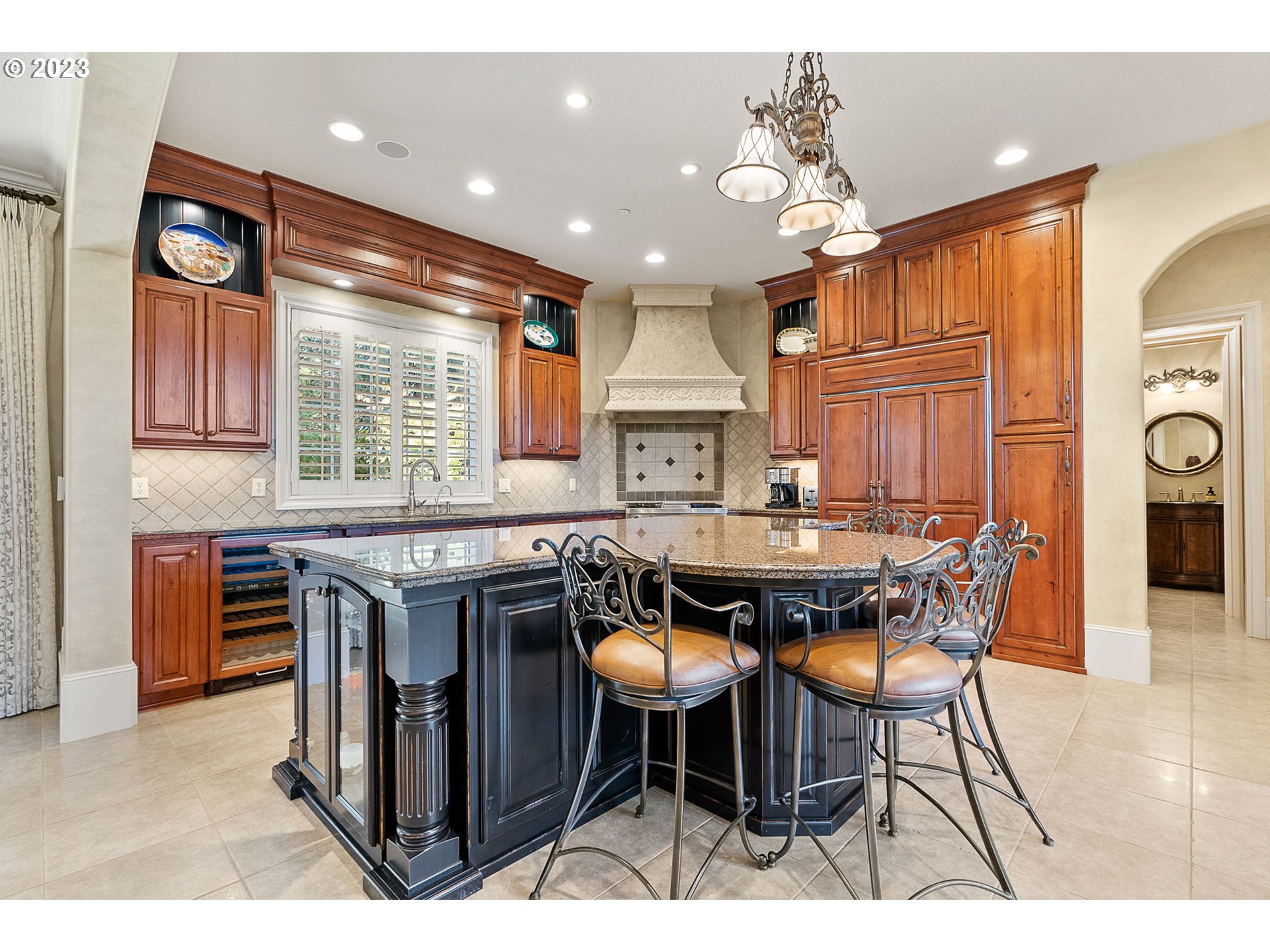 693 Southwest 68th Terrace Portland, OR 97225 - Photo 17 of 48 a dinning table and chairs in a kitchen