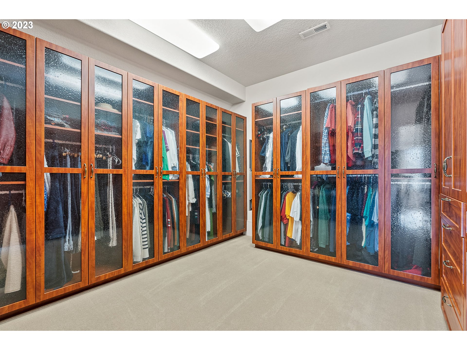 693 Southwest 68th Terrace Portland, OR 97225 - Photo 35 of 48 a view of an empty room with staircase