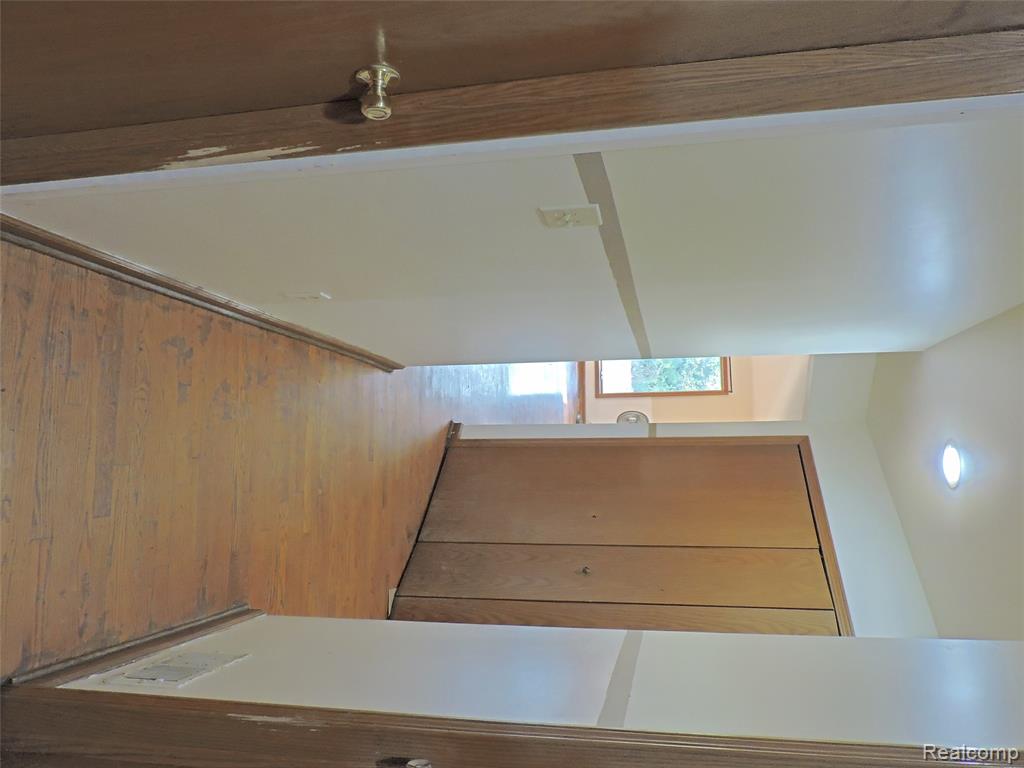 7407 Beecher Road Flint, MI 48532 - Photo 11 of 26