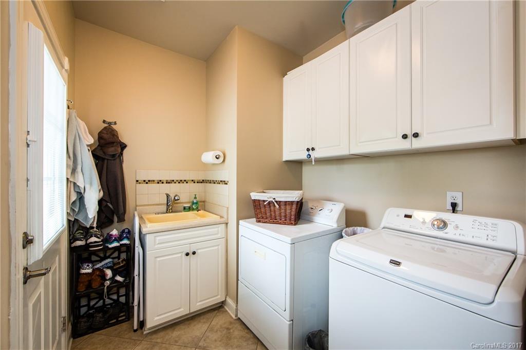 3221 Williams Road, Unit 1 3 4 Matthews, NC 28105 - Photo 12 of 24 Gallery Image 12