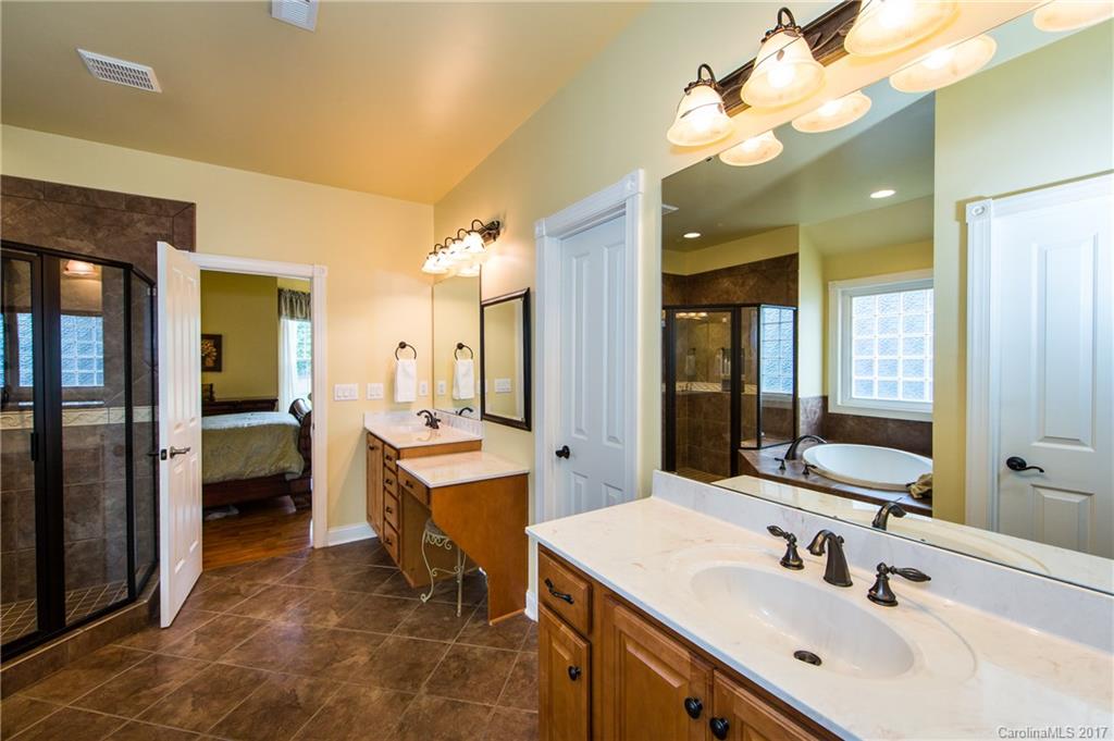 3221 Williams Road, Unit 1 3 4 Matthews, NC 28105 - Photo 16 of 24 Gallery Image 16