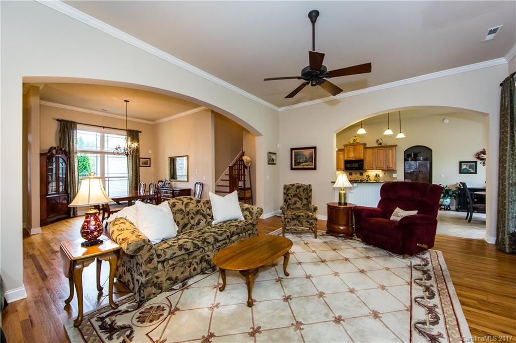 3221 Williams Road, Unit 1 3 4 Matthews, NC 28105 - Photo 4 of 24 Gallery Image 4