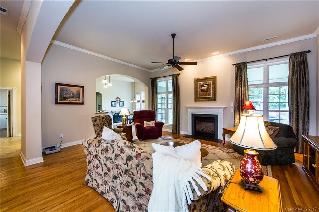 3221 Williams Road, Unit 1 3 4 Matthews, NC 28105 - Photo 5 of 24 Gallery Image 5