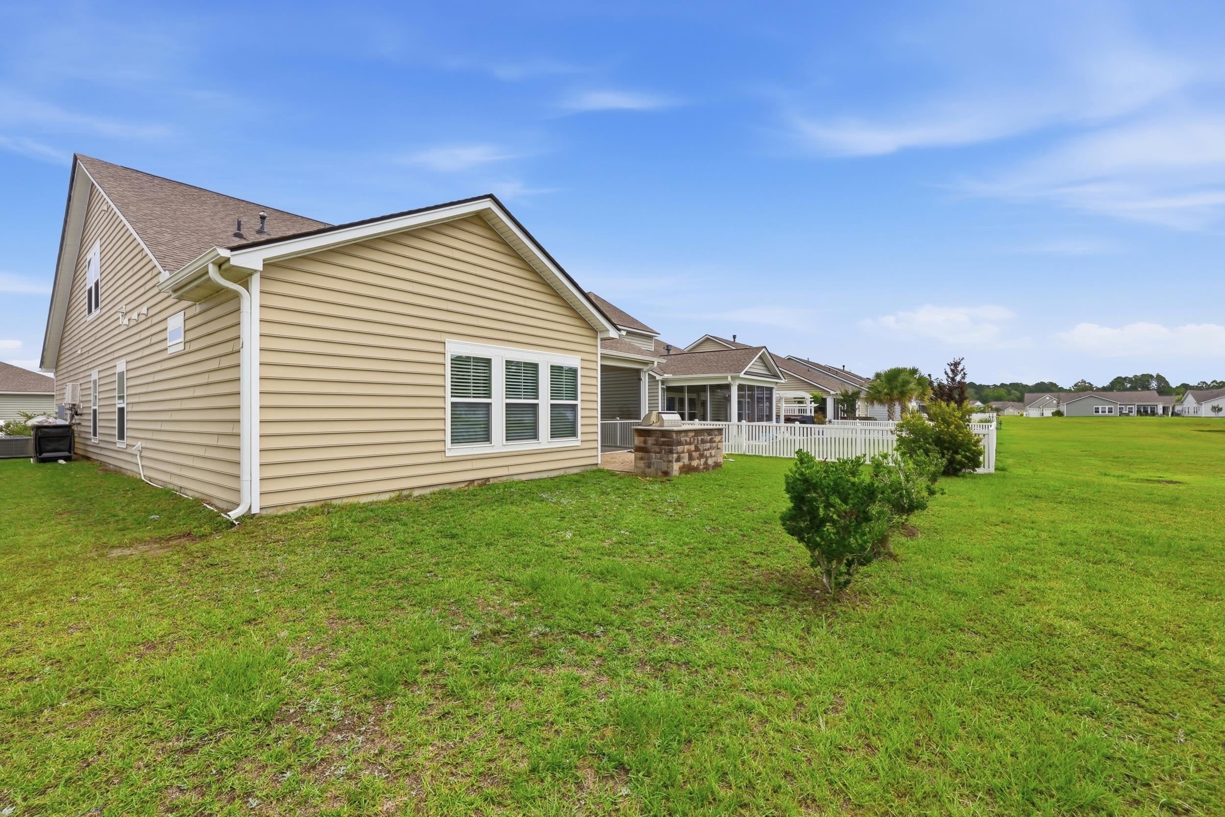 867 Brant Street Myrtle Beach, SC 29579 - Photo 14 of 64