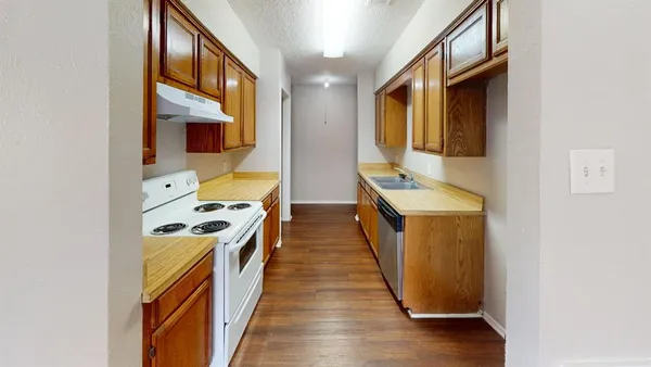 $1,350 | 724 Prairie Creek Drive, Princeton, TX 75407