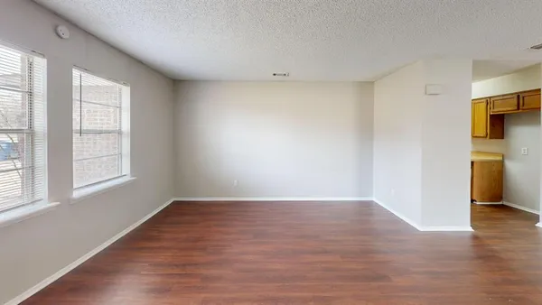 $1,350 | 724 Prairie Creek Drive, Princeton, TX 75407