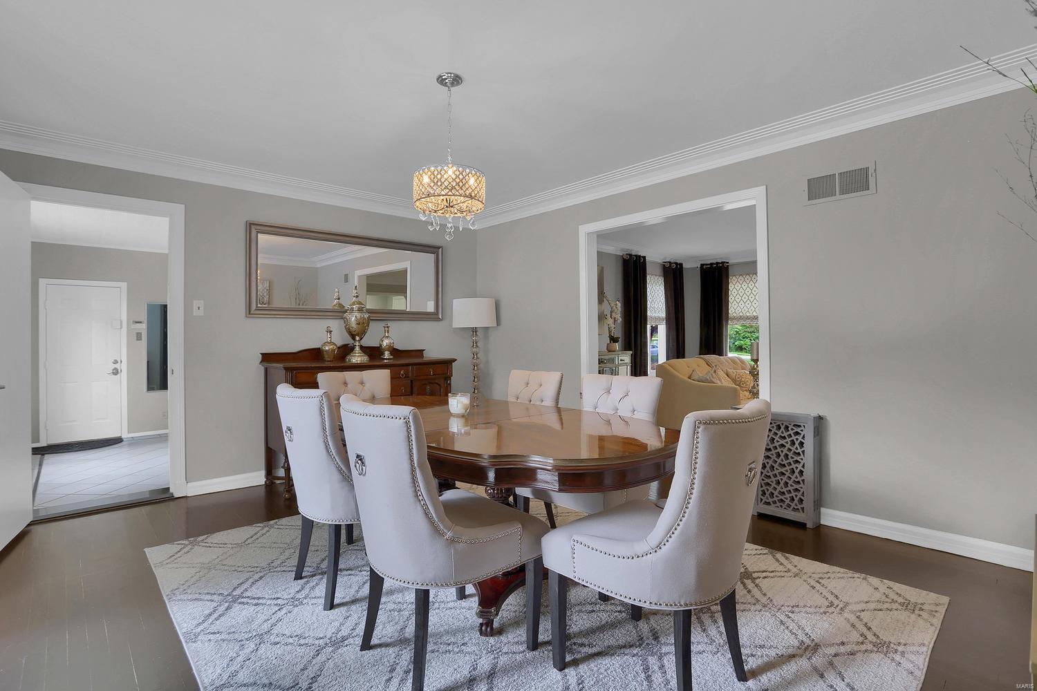 12114 Ladue Road St. Louis, MO 63141 - Photo 11 of 37 Gallery Image 11