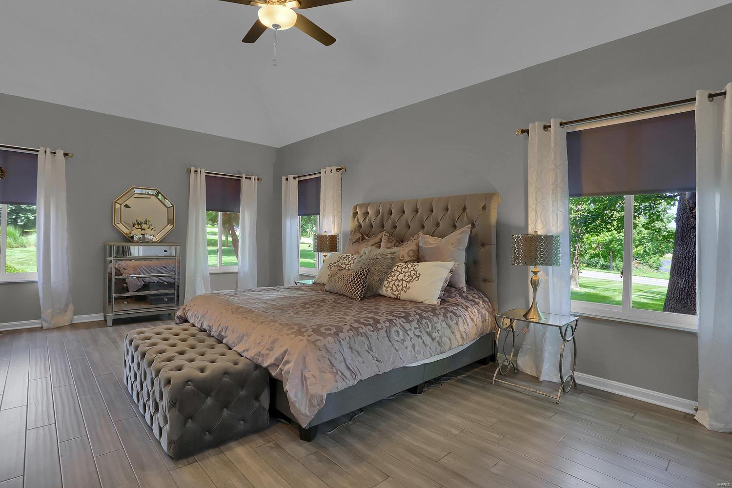 12114 Ladue Road St. Louis, MO 63141 - Photo 13 of 37 Gallery Image 13