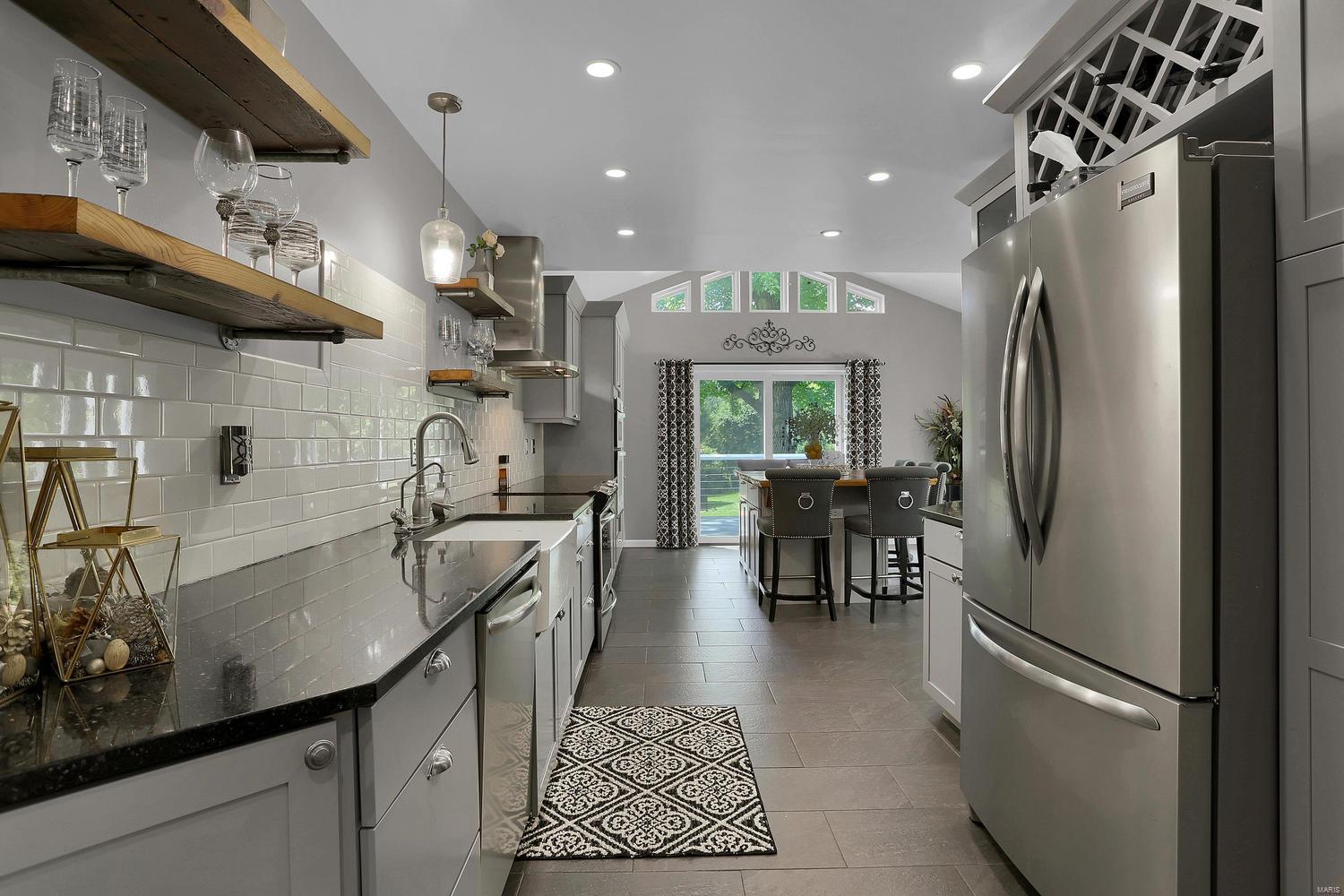 12114 Ladue Road St. Louis, MO 63141 - Photo 7 of 37 Gallery Image 7