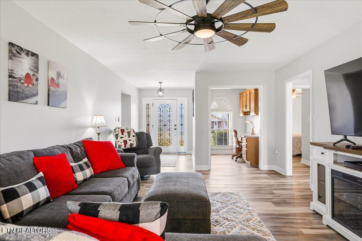 116 Colonial Heights La Follette, TN 37766 - Photo 12 of 54 11-116 Colonial Heights