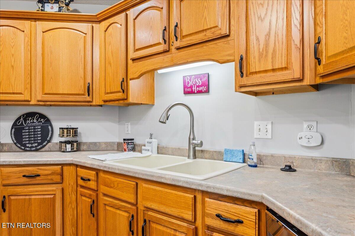 116 Colonial Heights La Follette, TN 37766 - Photo 20 of 54 19-116 Colonial Heights