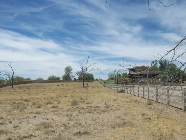 $275,000 | 23437 North Church Road, Unit 10, Scottsdale, AZ 85255