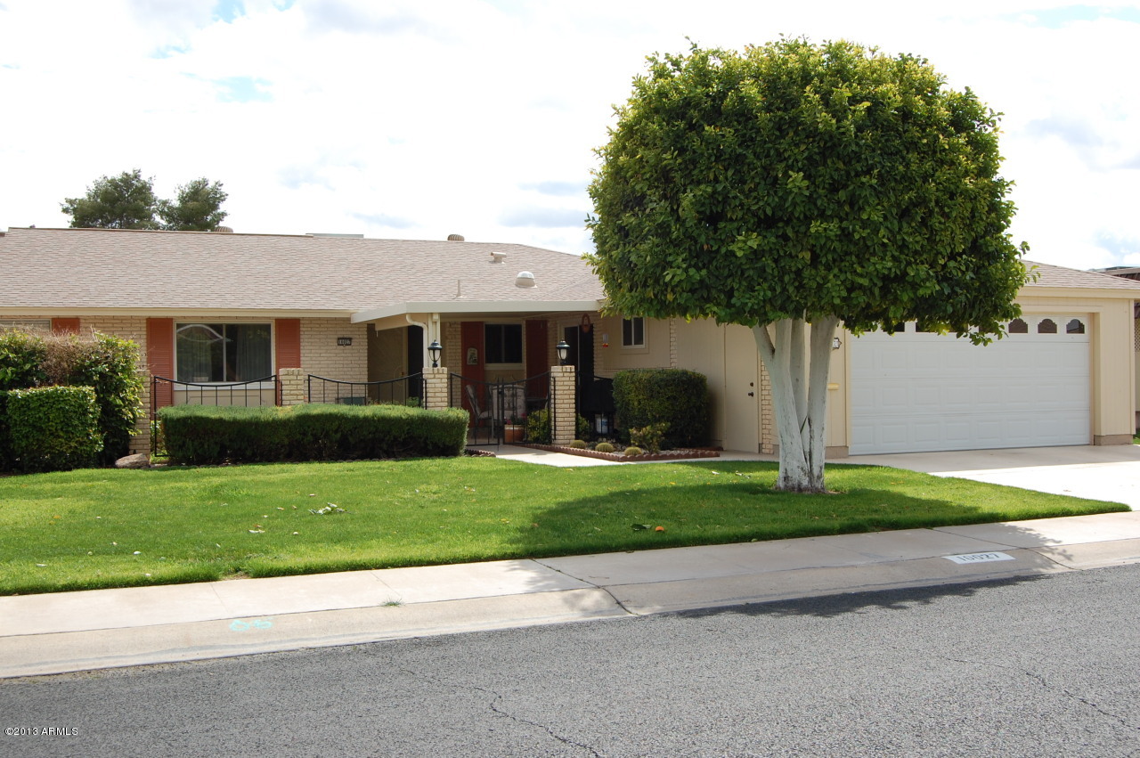 10027 West Mountain View Road Sun City, AZ 85351 - Photo 1 of 27 DSC_0044