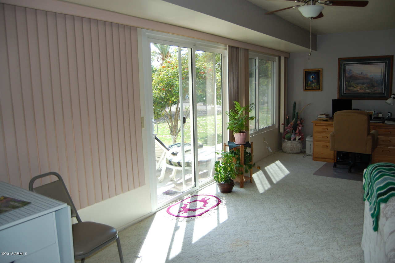 10027 West Mountain View Road Sun City, AZ 85351 - Photo 14 of 27 DSC_0057