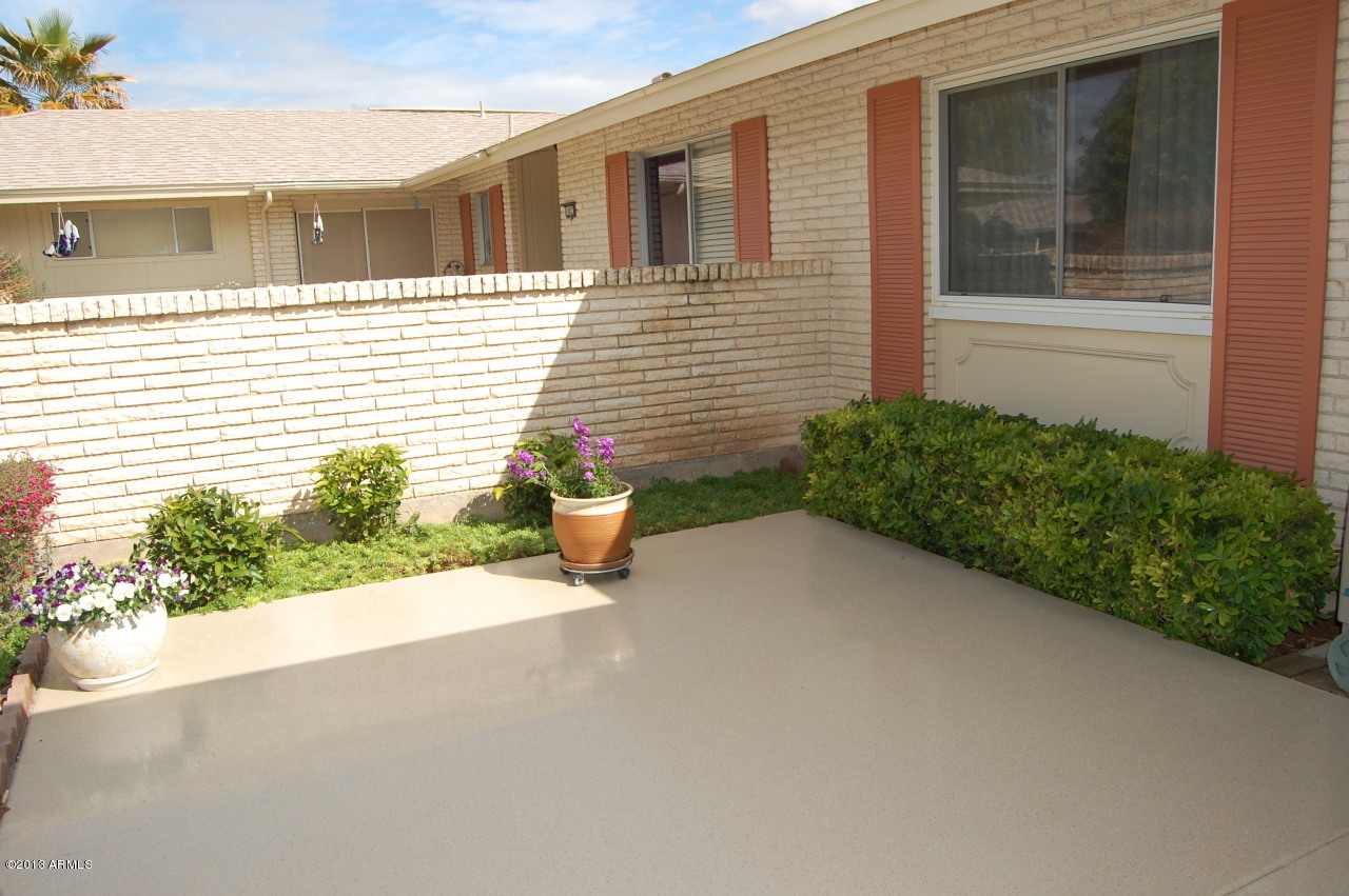 10027 West Mountain View Road Sun City, AZ 85351 - Photo 23 of 27 DSC_0064