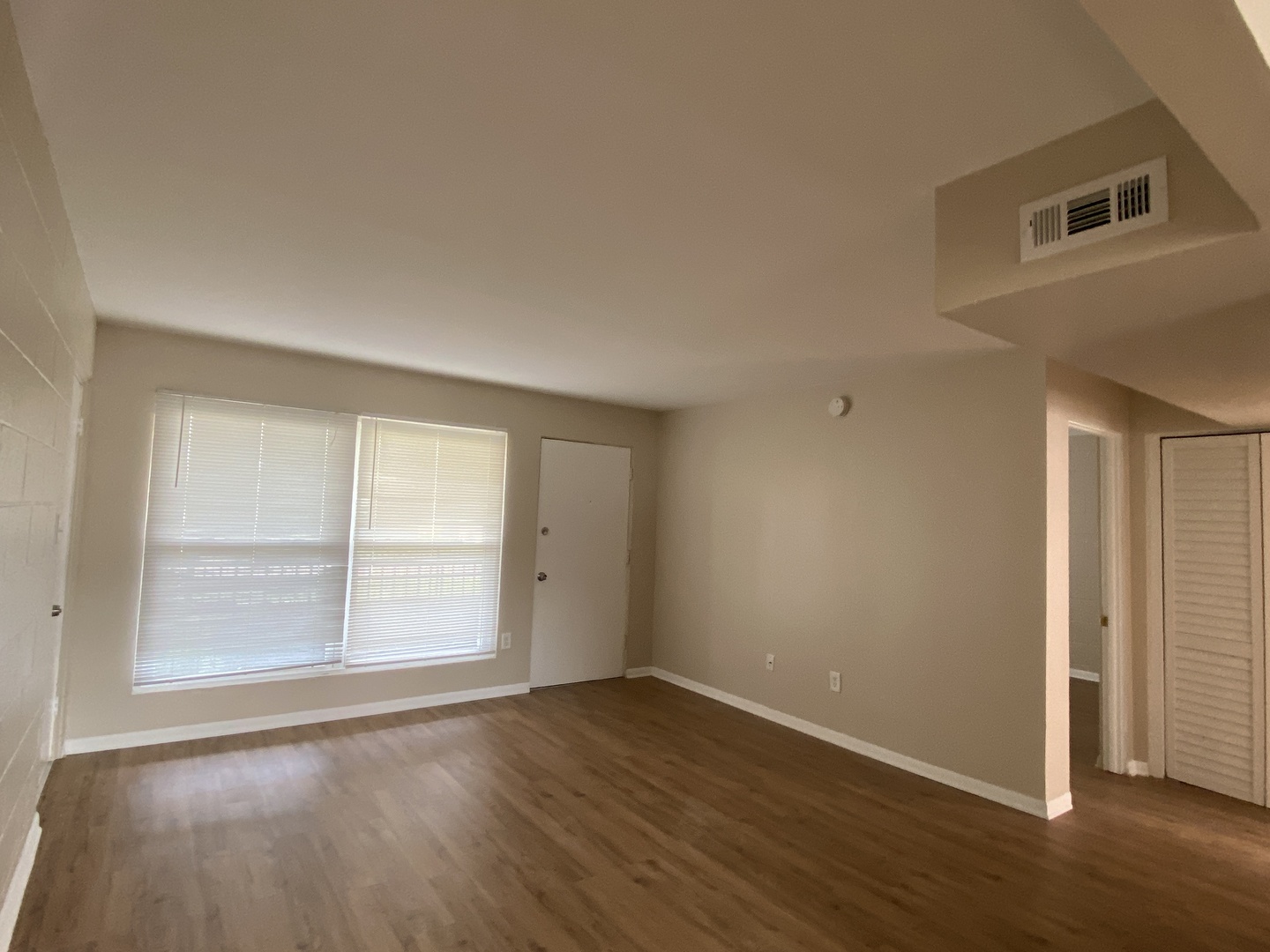 2904 Elizabeth Avenue, Unit 2S Zion, IL 60099 - Photo 7 of 18