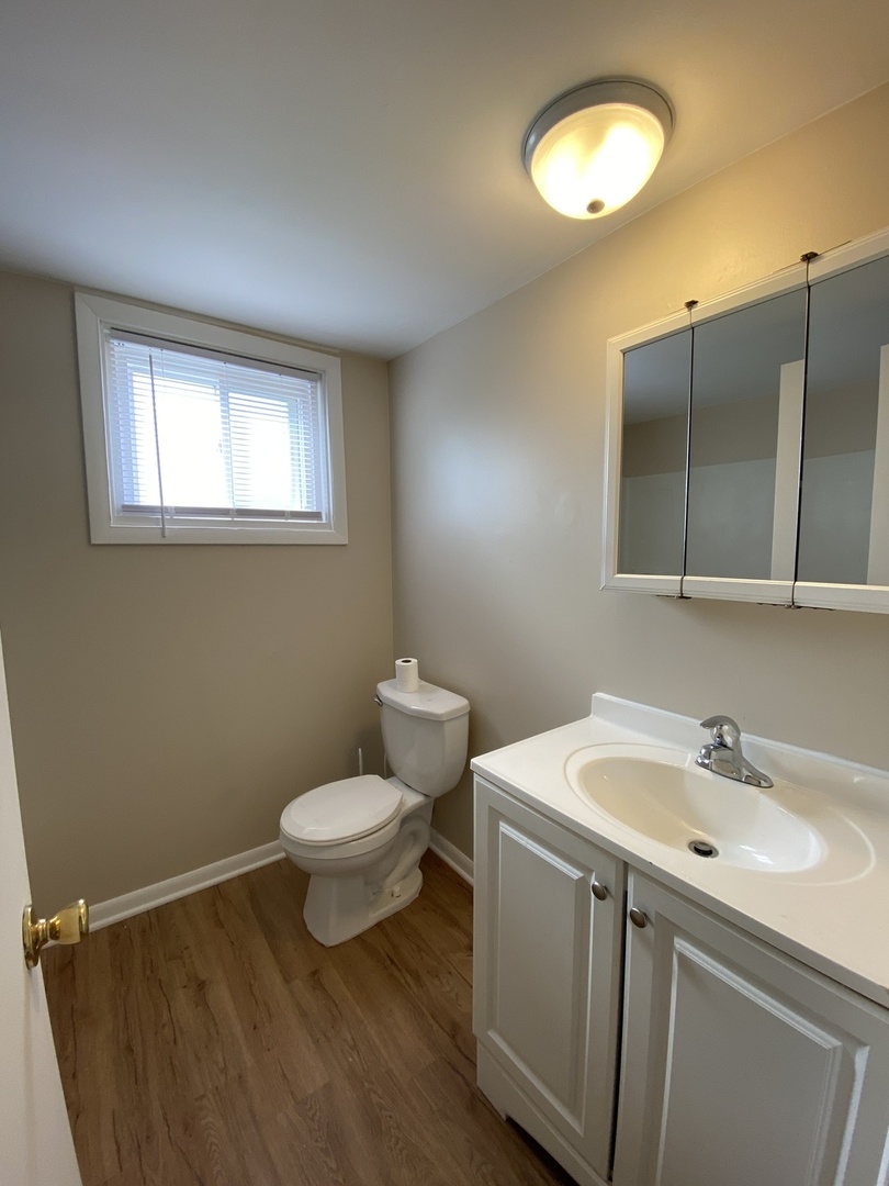 2904 Elizabeth Avenue, Unit 2S Zion, IL 60099 - Photo 8 of 18