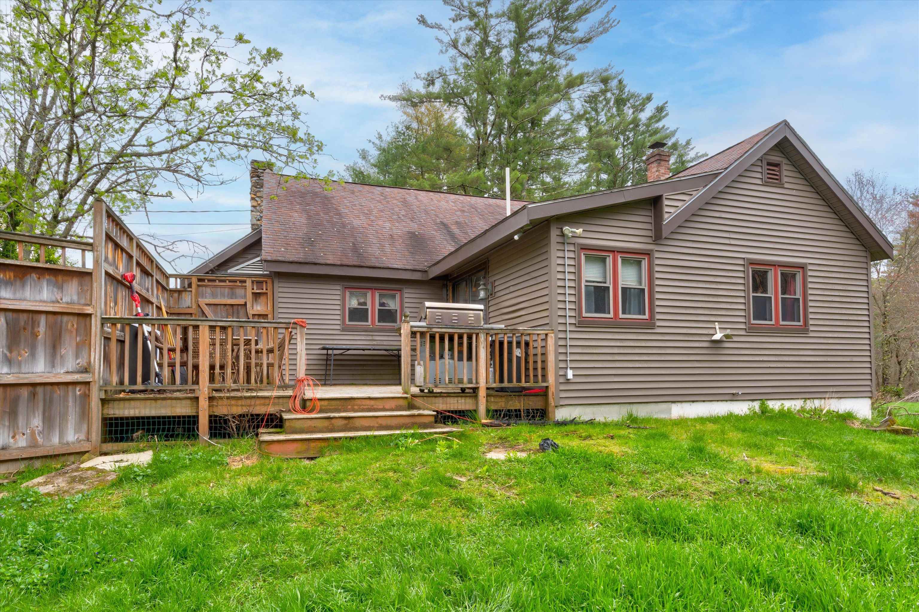 184 Stage Road Nottingham, NH 03290 - Photo 27 of 38