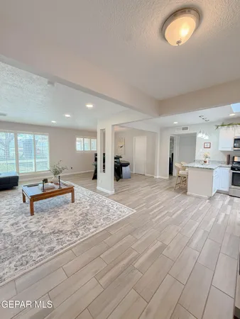 $365,950 | 8408 Edgemere Boulevard, El Paso, TX 79925