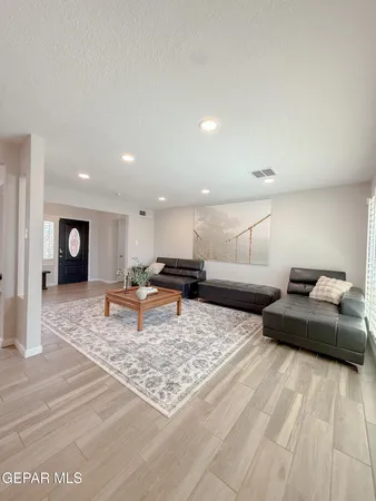 $365,950 | 8408 Edgemere Boulevard, El Paso, TX 79925