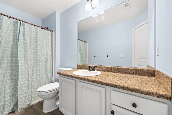 $3,200 | 140 Kinley Avenue, Santa Rosa Beach, FL 32459