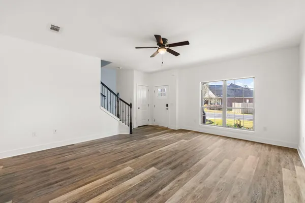 $3,200 | 140 Kinley Avenue, Santa Rosa Beach, FL 32459