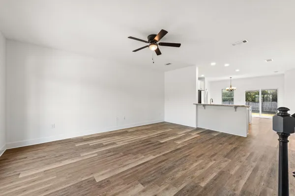 $3,200 | 140 Kinley Avenue, Santa Rosa Beach, FL 32459