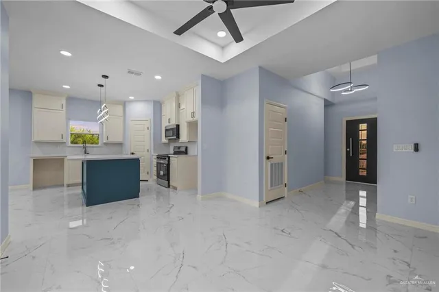 $239,500 | 994 Rd Runner Street, Rio Grande City, TX 78582