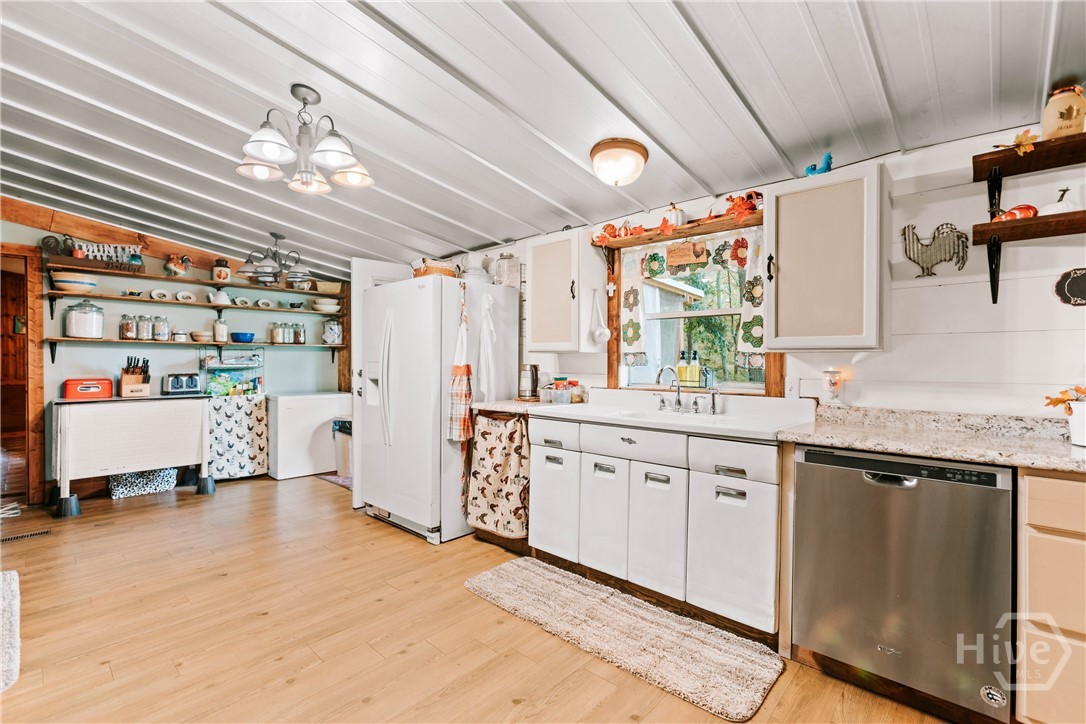 5971 Penfield Road Union Point, GA 30669 - Photo 7 of 43