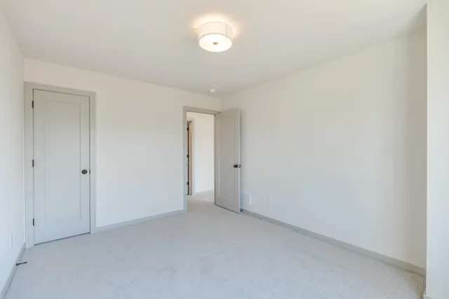 $749,000 | 5036 Airlake Draw, Woodbury, MN 55129