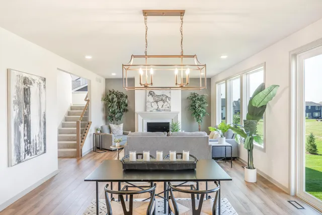 $749,000 | 5036 Airlake Draw, Woodbury, MN 55129