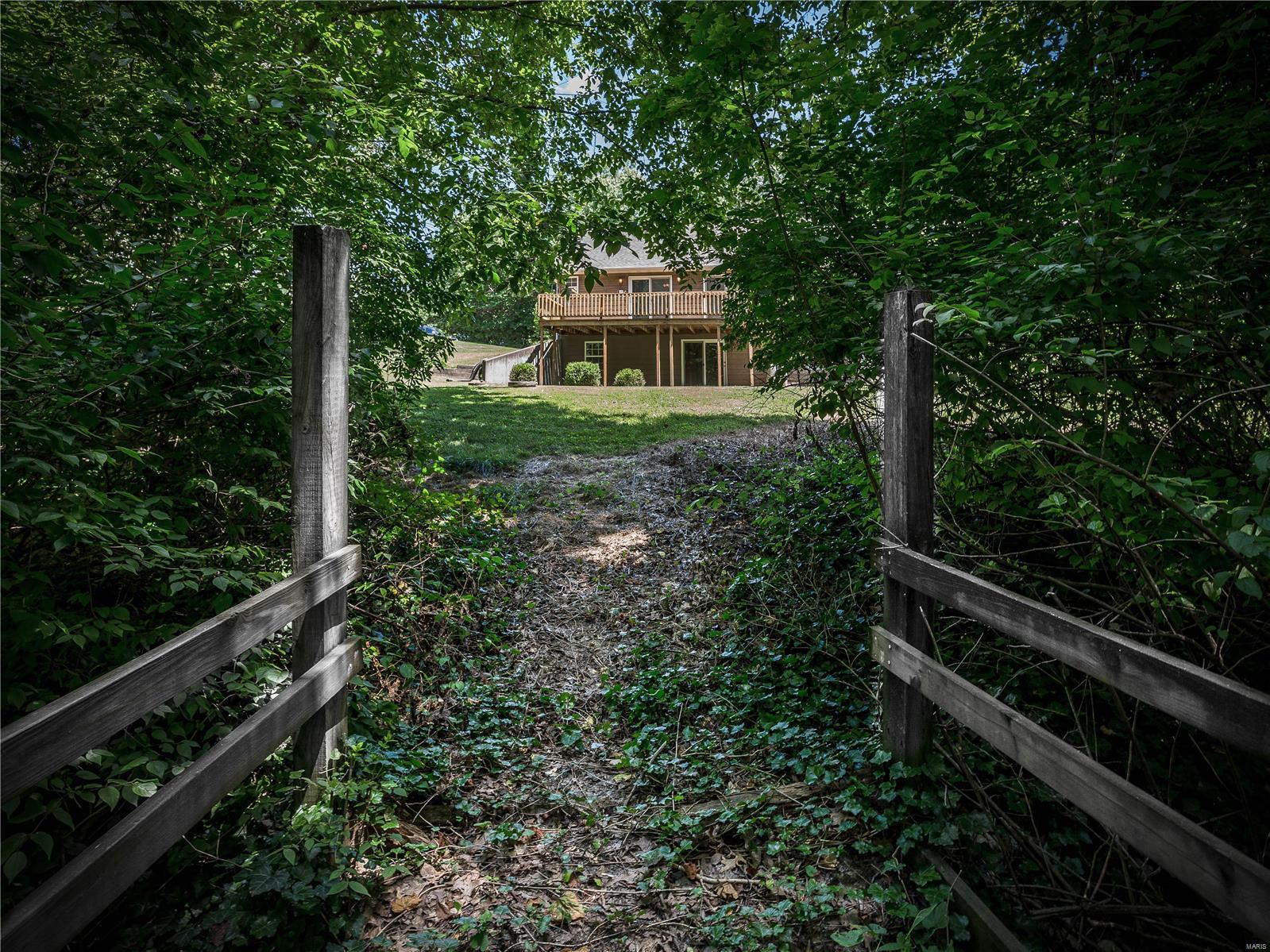 11 Bernhardt Road Lebanon, IL 62254 - Photo 14 of 53 Gallery Image 14