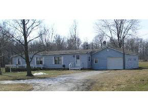 6098 South 200 West Rochester, IN 46975 - Photo 1 of 2