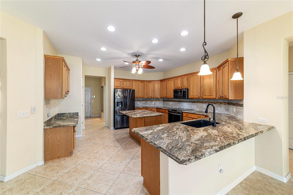 13265 Southeast 91st Court Road Summerfield, FL 34491 - Photo 12 of 24