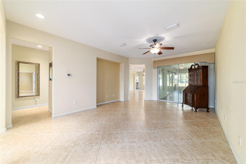 13265 Southeast 91st Court Road Summerfield, FL 34491 - Photo 5 of 24