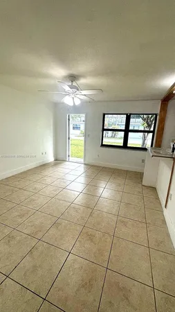 $1,575 | 4444 Southwest 67th Avenue, Unit 6, Miami, FL 33155