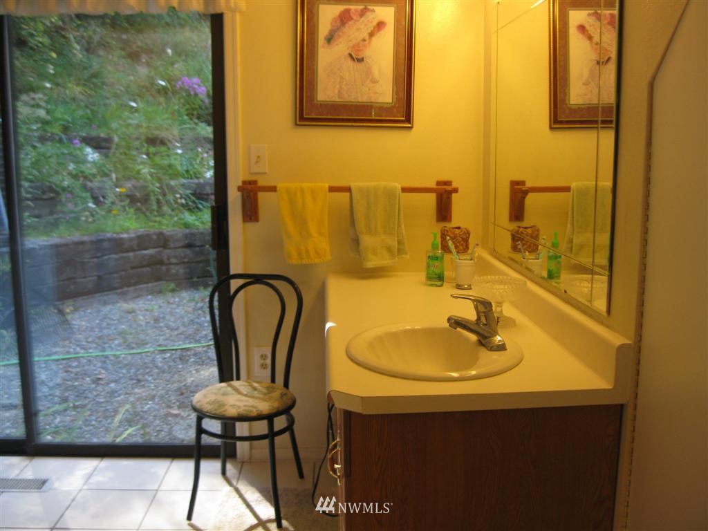 21344 Zenkner Valley Road Centralia, WA 98531 - Photo 13 of 23 Gallery Image 13