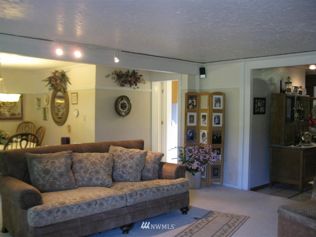 21344 Zenkner Valley Road Centralia, WA 98531 - Photo 4 of 23 Gallery Image 4