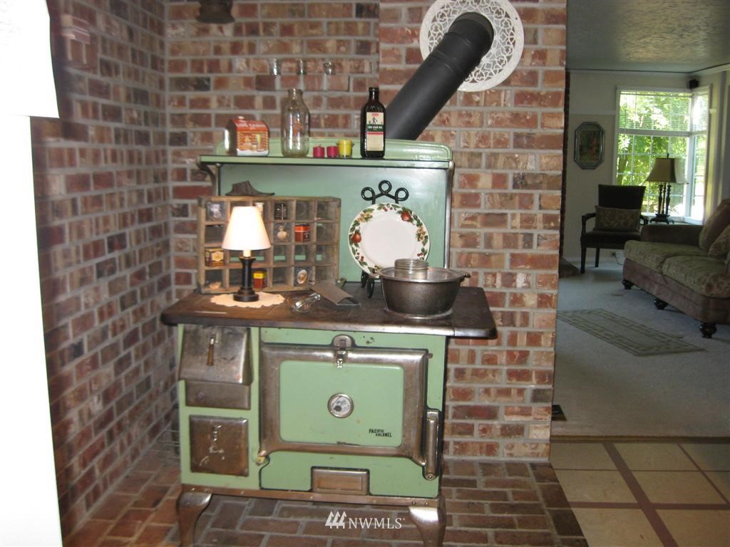 21344 Zenkner Valley Road Centralia, WA 98531 - Photo 7 of 23 Gallery Image 7