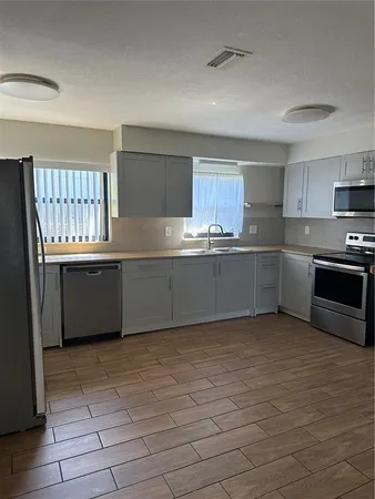 $2,000 | 1795 South Lilac Circle, Titusville, FL 32796