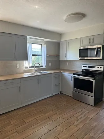 $2,000 | 1795 South Lilac Circle, Titusville, FL 32796