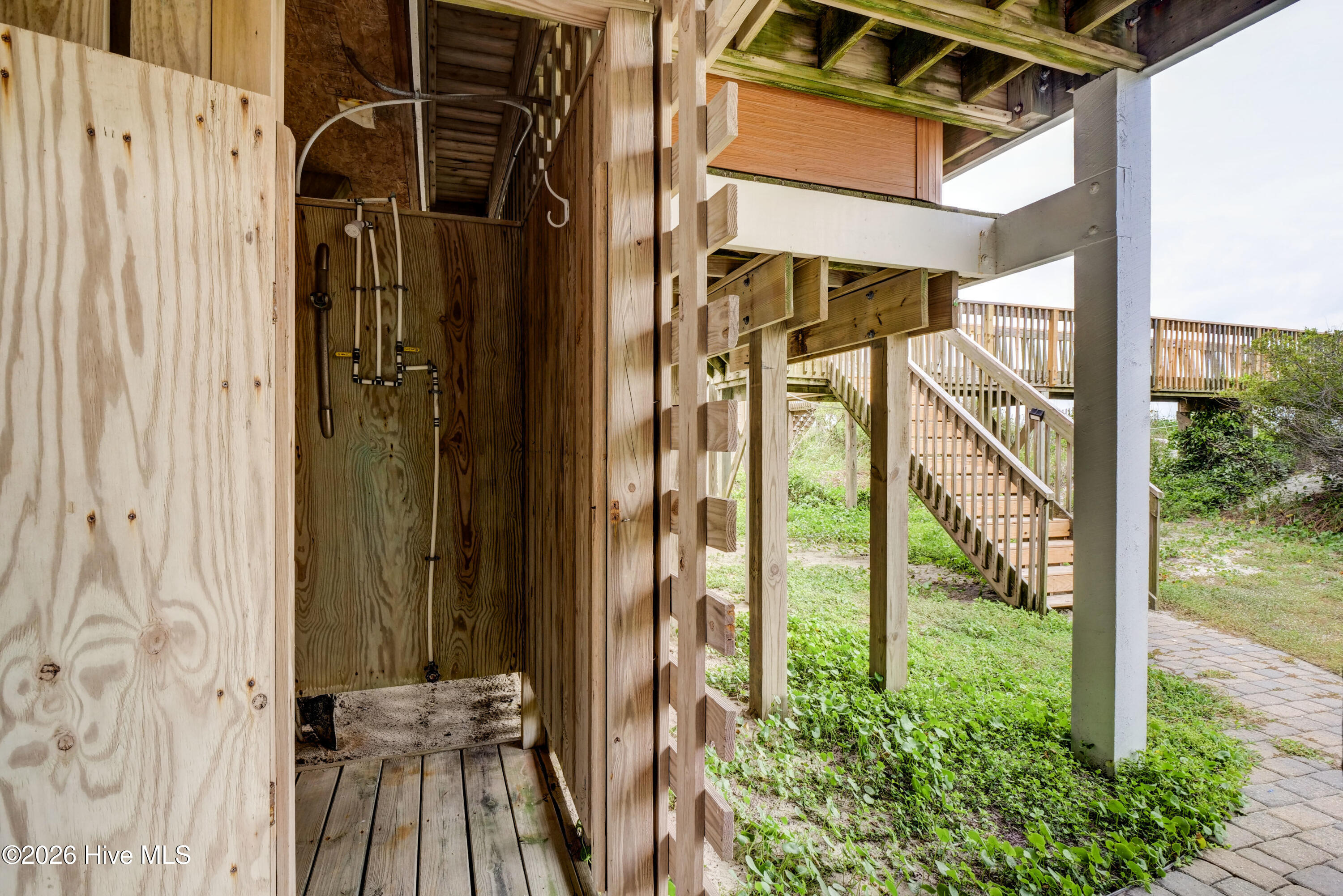 138 Topsail Road North Topsail Beach, NC 28460 - Photo 6 of 71 007_p1655076_77_78_79_80_81_82