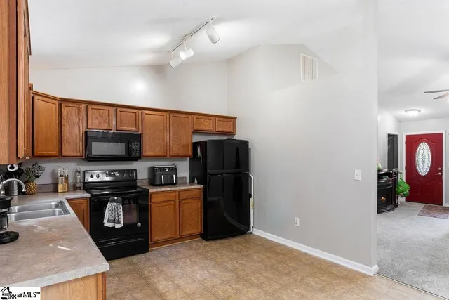 $235,000 | 816 Gray Eagle Lane, Boiling Springs, SC 29316