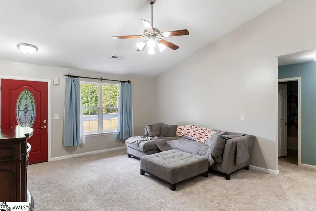 $235,000 | 816 Gray Eagle Lane, Boiling Springs, SC 29316