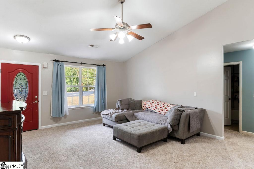 816 Gray Eagle Lane Boiling Springs, SC 29316 - Photo 13 of 25